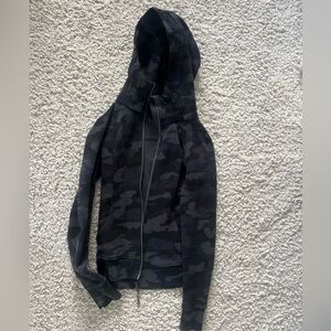 lululemon scuba full zip Heritage 360 camo deep coal multi